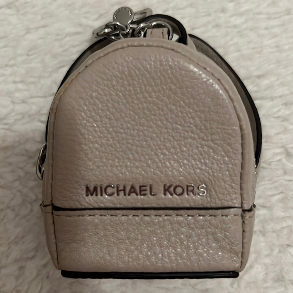 *bnwot* micheal kors rhea mini backpack keychain
